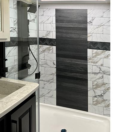 Shower surround printed on Azdel